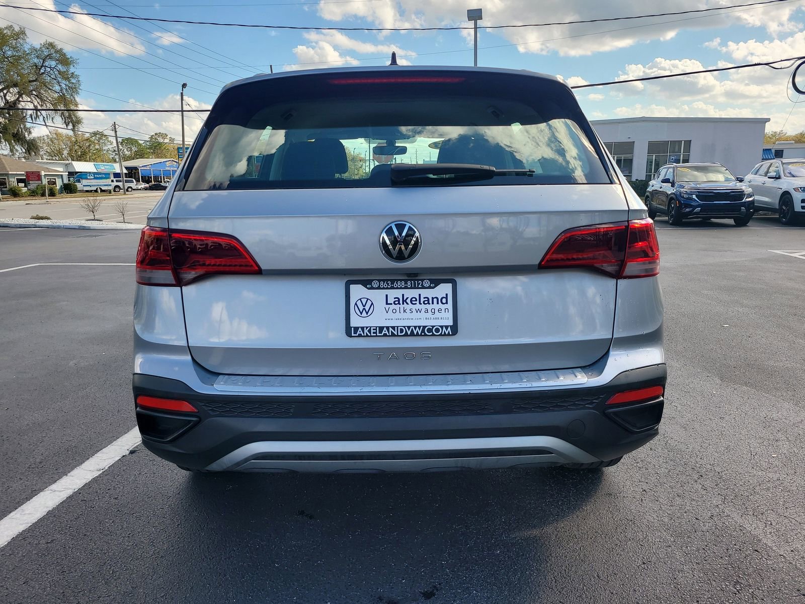 Used 2023 Volkswagen Taos S image 7