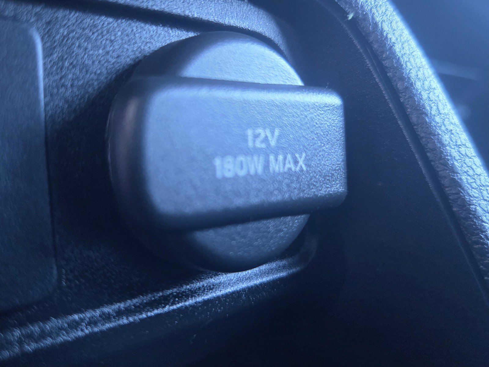 Used 2025 Honda Pilot Sport image 16