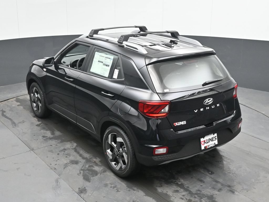 New 2026 Hyundai Venue SEL FWD image 36