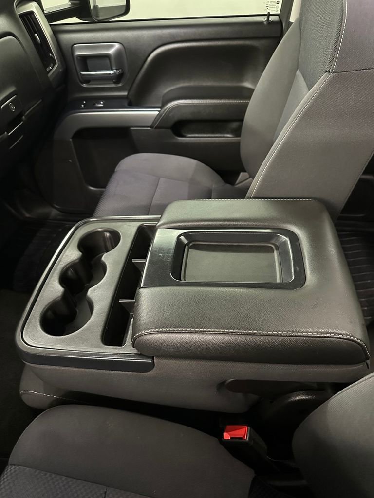 Used 2018 Chevrolet Silverado 1500 LT w/ All Star Edition image 17