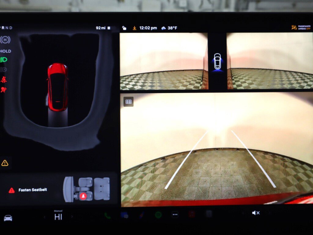 Used 2024 Tesla Model Y Long Range image 19