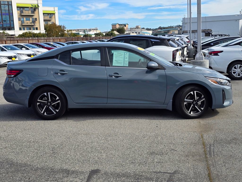 Used 2024 Nissan Sentra SV image 30