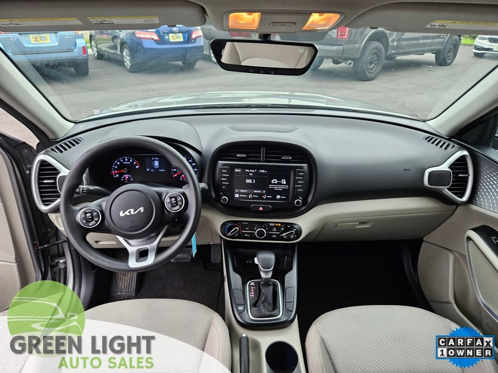 Used 2022 Kia Soul LX FWD image 19