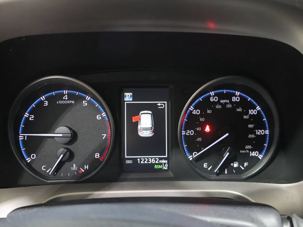 Used 2017 Toyota RAV4 XLE AWD/4WD image 37