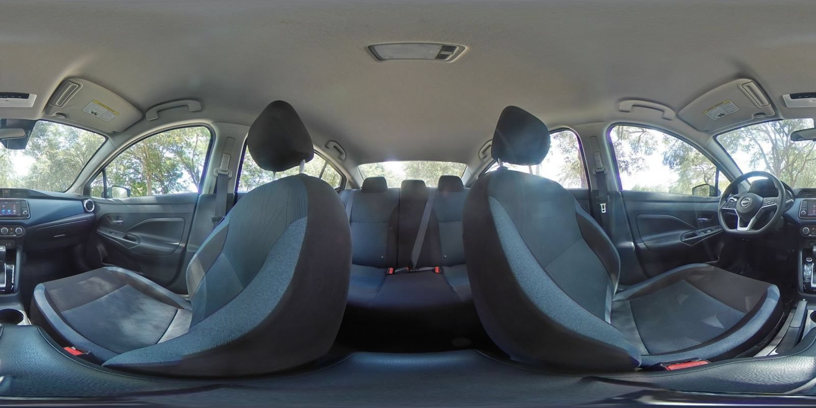 Used 2025 Nissan Versa SV FWD image 40
