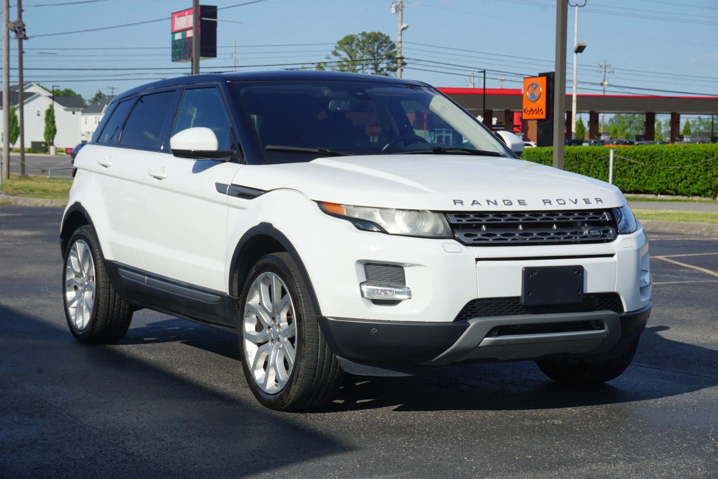 Used 2015 Land Rover Range Rover Evoque Pure Plus AWD/4WD image 3