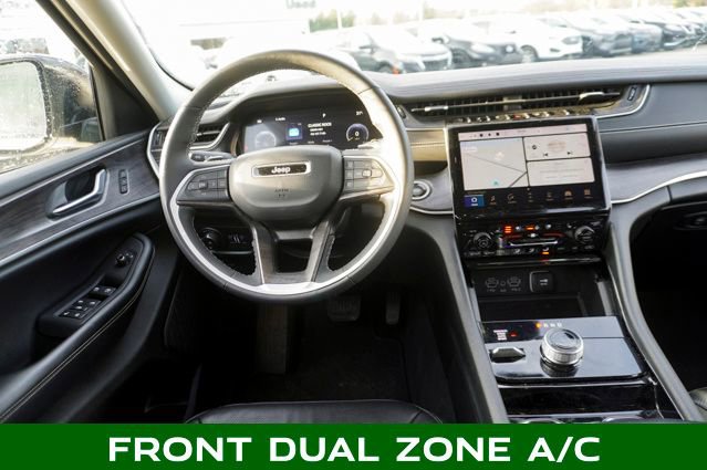 Used 2023 Jeep Grand Cherokee Limited w/ Luxury Tech Group II image 11