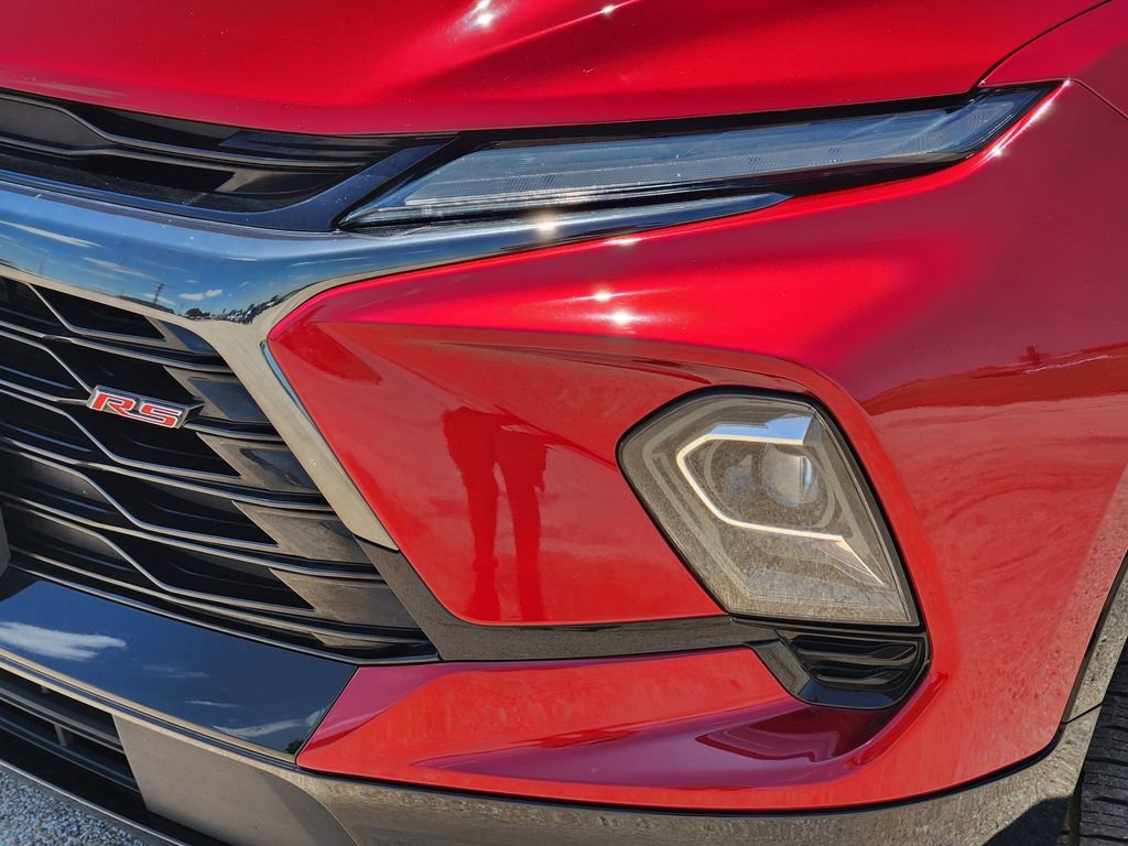 Used 2023 Chevrolet Blazer RS w/ Driver Confidence II Package FWD image 9