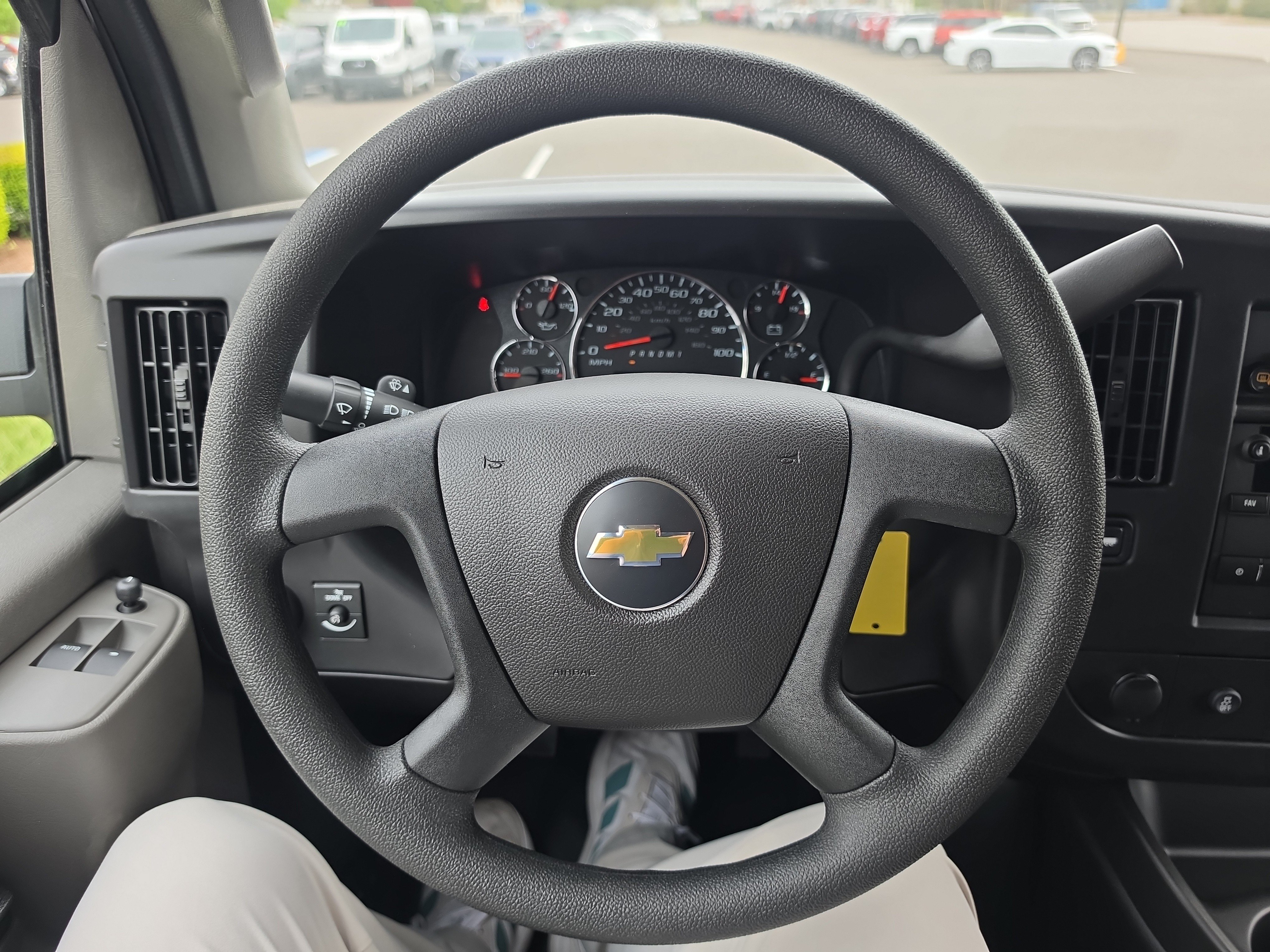 New 2026 Chevrolet Express 3500 RWD image 21