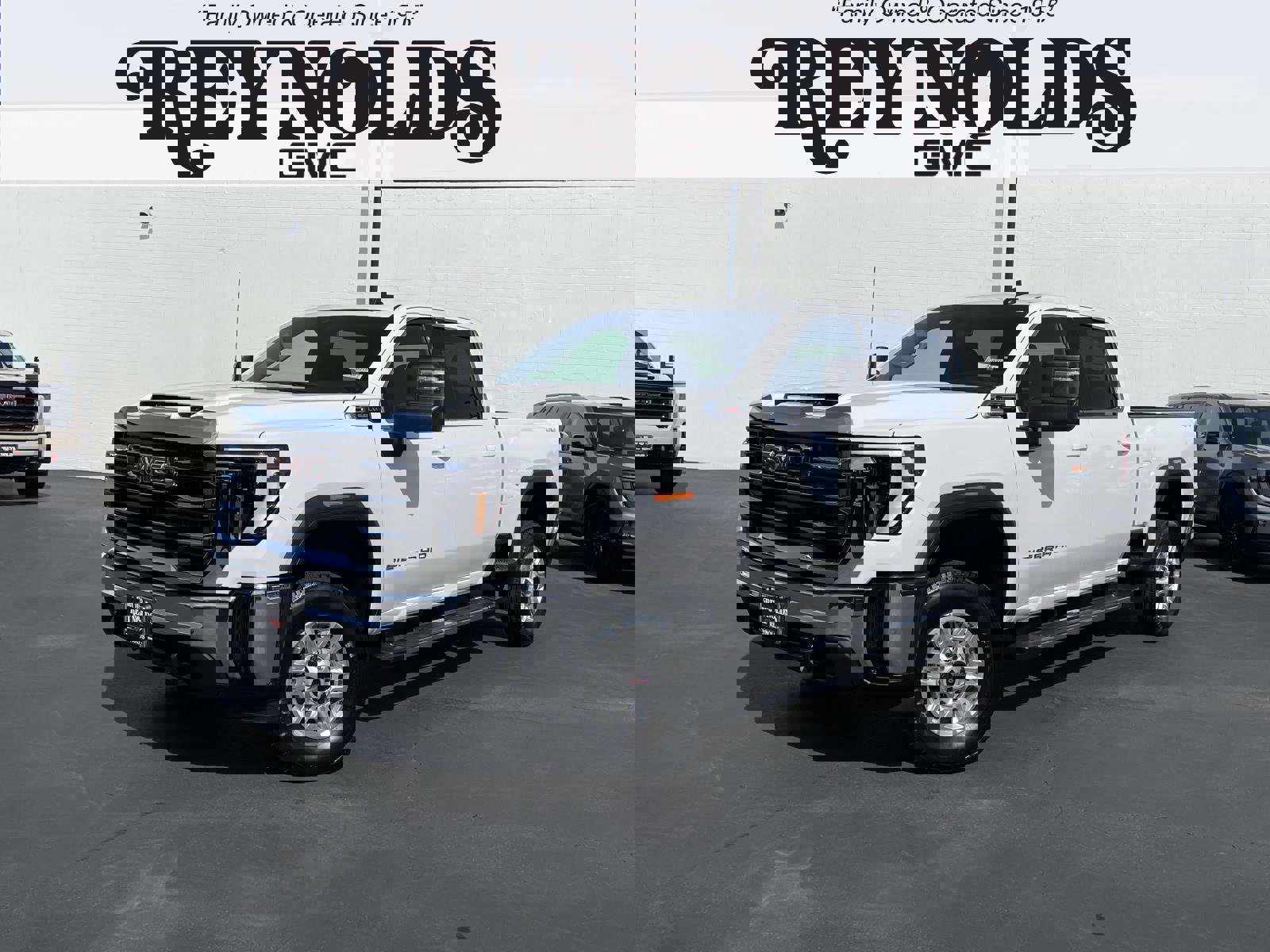 New 2026 GMC Sierra 2500 SLE w/ SLE Value Package; image 1