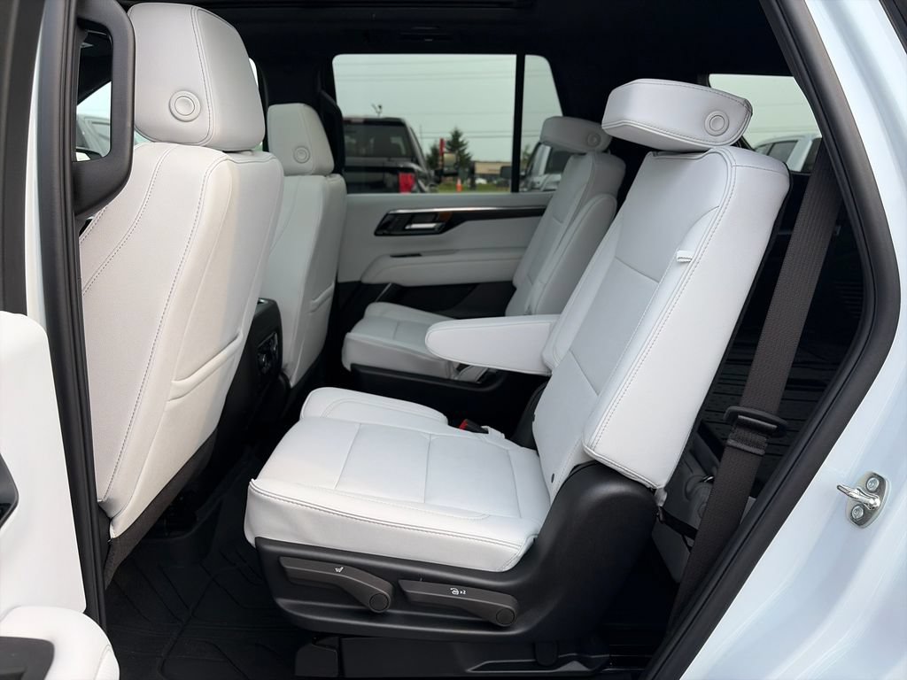 New 2026 Chevrolet Tahoe Premier w/ Sun And Tow Package AWD/4WD image 28