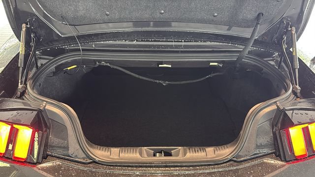 Used 2024 Ford Mustang Premium RWD image 7