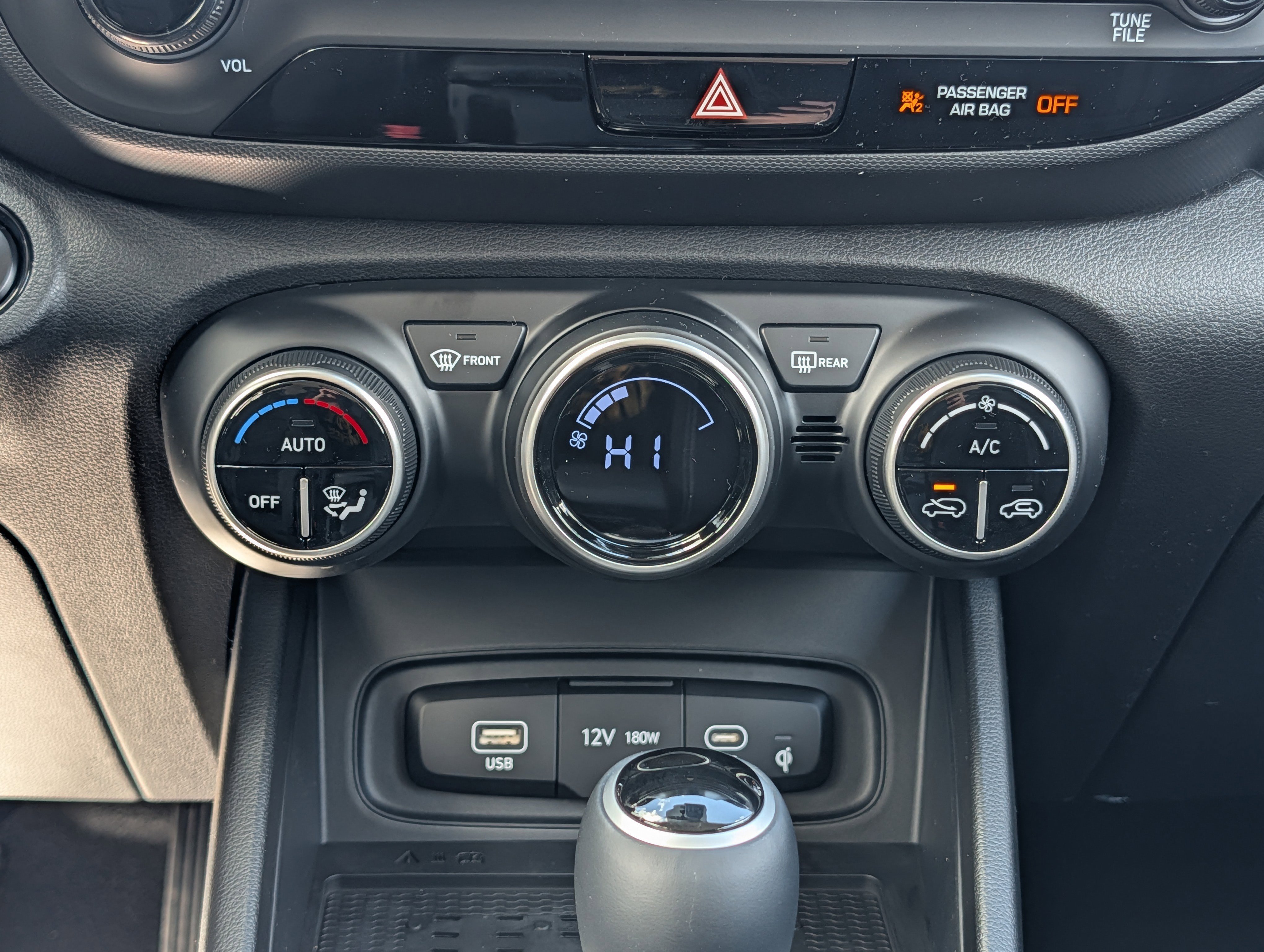 New 2026 Hyundai Venue SEL FWD image 11
