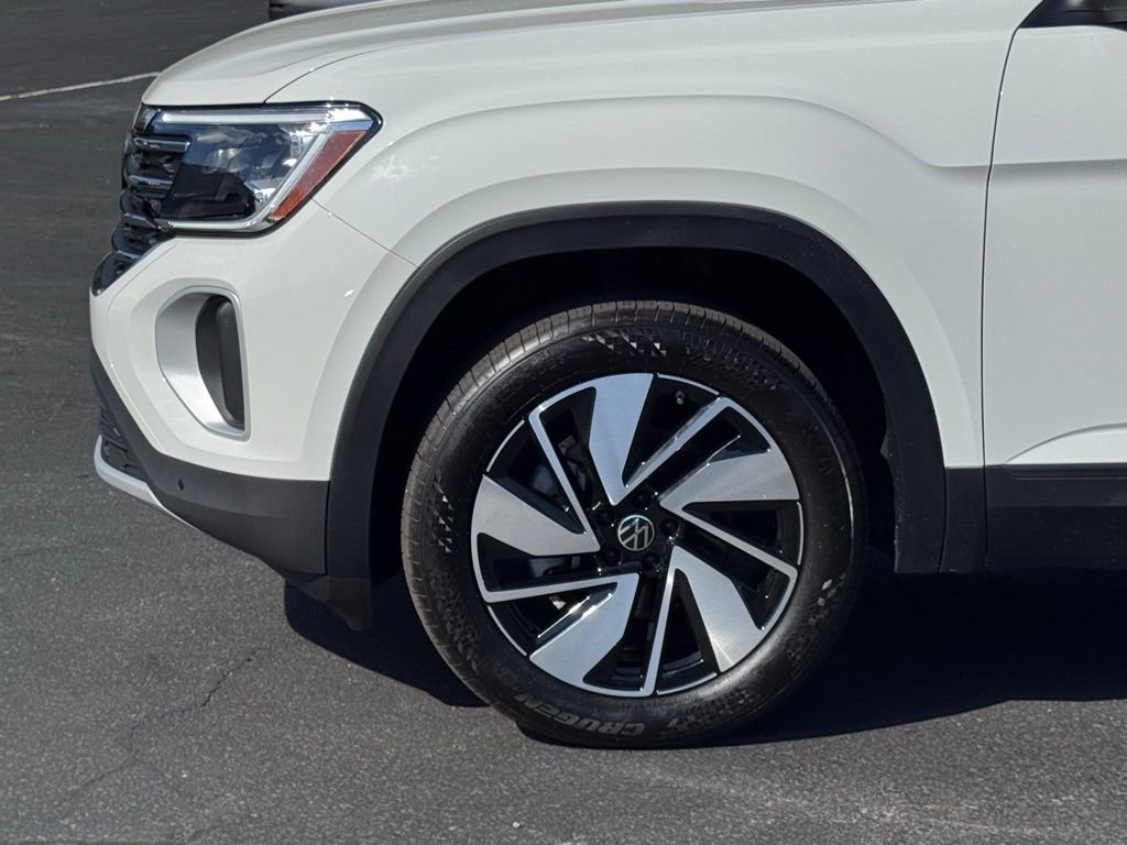 Used 2025 Volkswagen Atlas SE FWD image 37