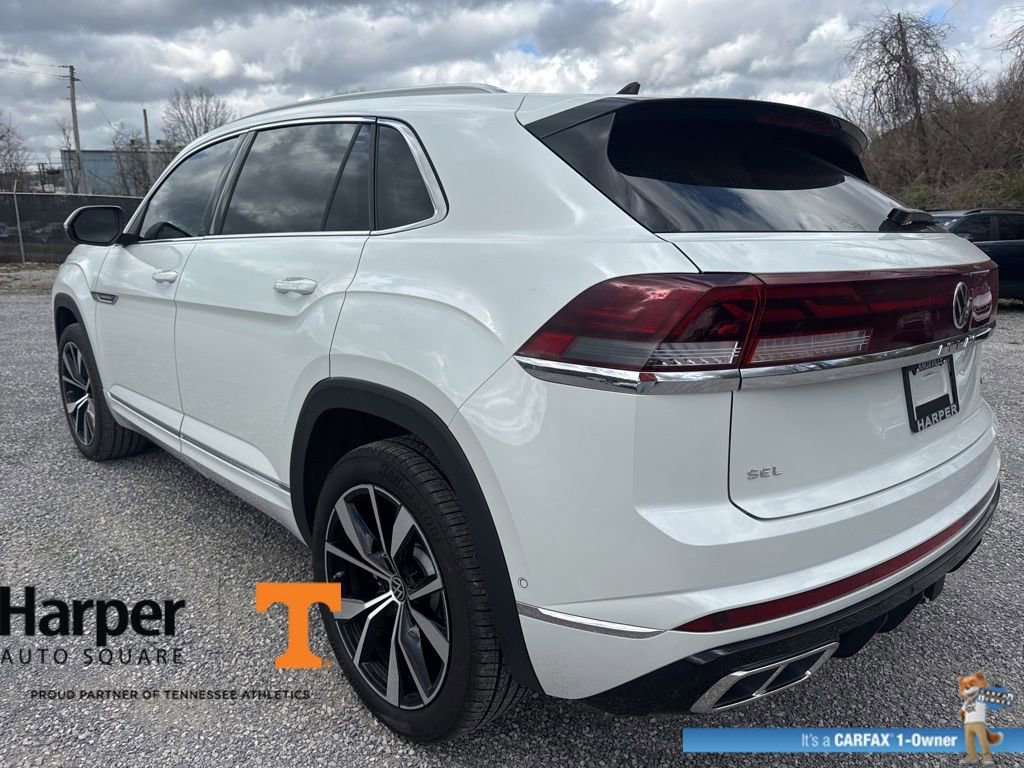 Used 2025 Volkswagen Atlas Cross Sport SEL Premium R-Line image 3