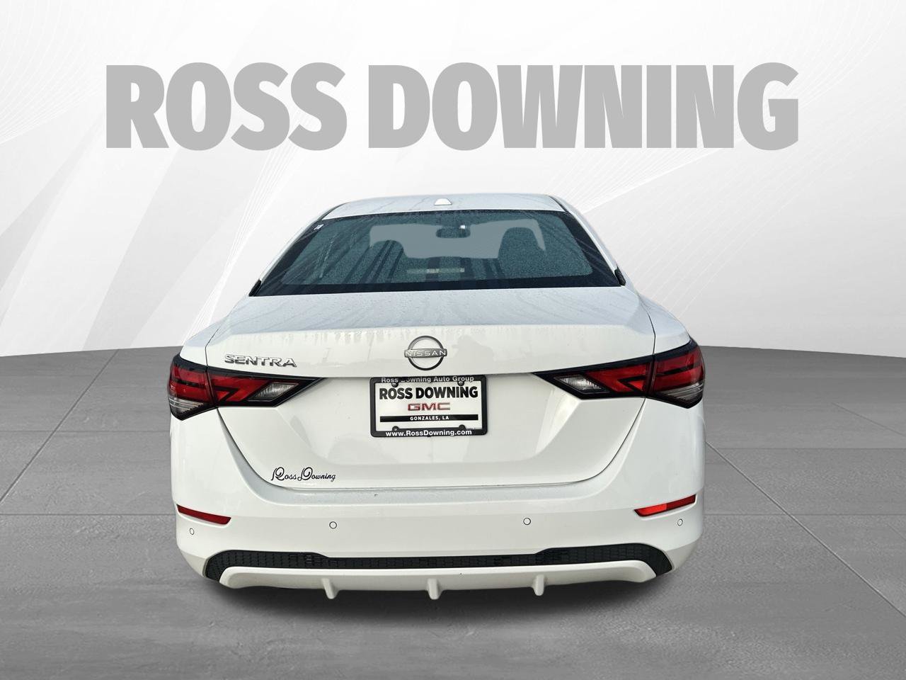 Used 2025 Nissan Sentra SV FWD image 5