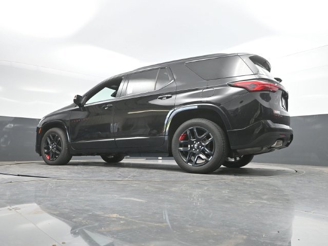Used 2023 Chevrolet Traverse Premier w/ Redline Edition AWD/4WD image 55