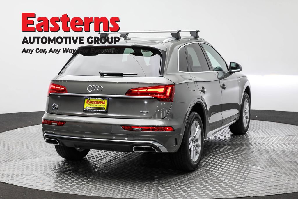 Used 2023 Audi Q5 2.0T Premium w/ Convenience Package image 5