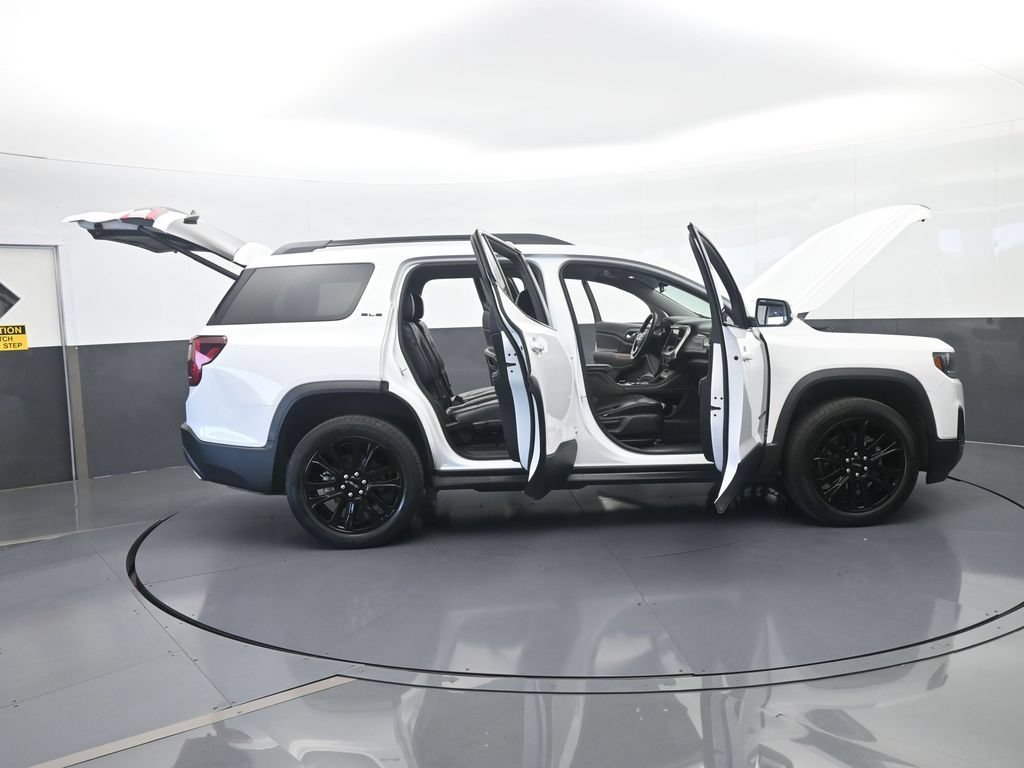 Used 2023 GMC Acadia SLE w/ Driver Convenience Package FWD image 76