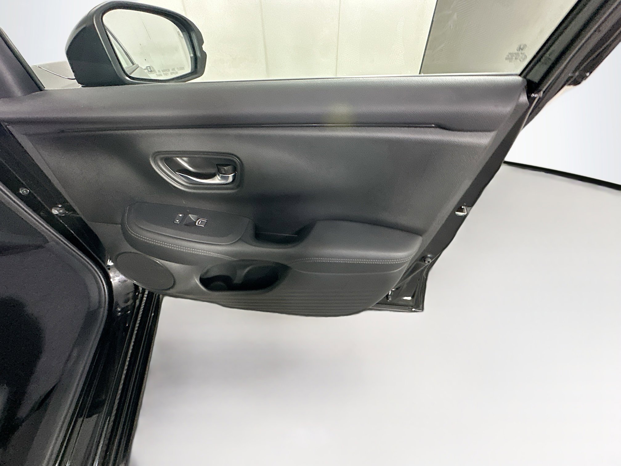 Used 2023 Honda HR-V EX-L image 29