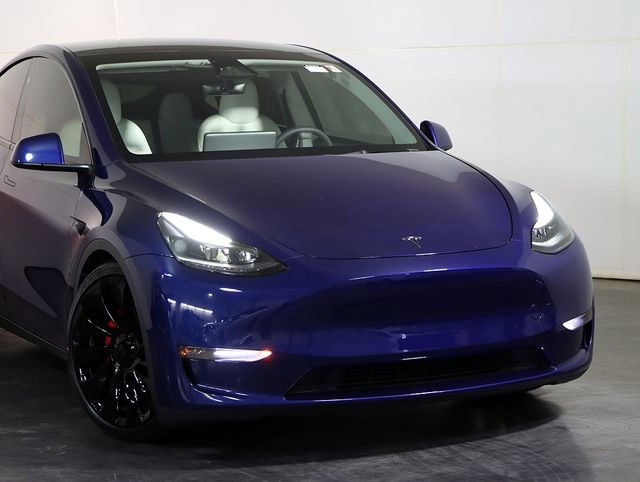 Used 2024 Tesla Model Y Performance image 6