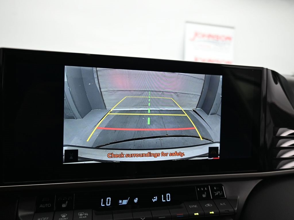 Used 2025 Toyota Camry XSE image 18