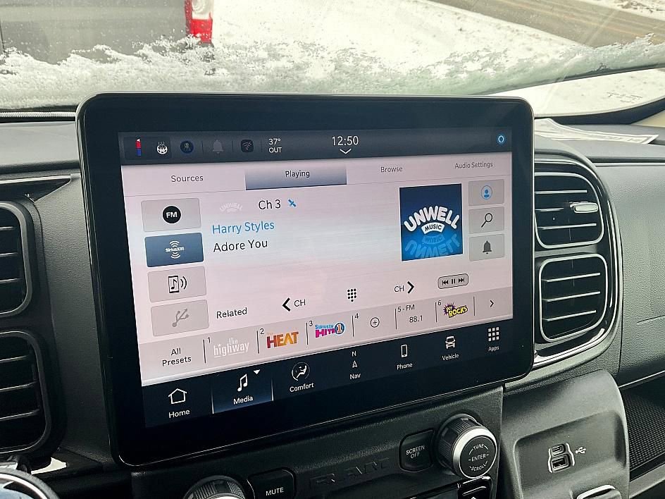 New 2026 RAM ProMaster 2500 w/ Premium Convenience Group image 20