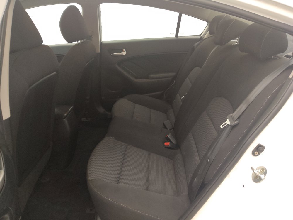 Used 2017 Kia Forte LX FWD image 18