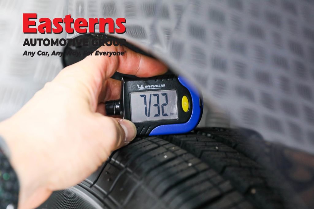 Used 2024 Kia Carnival LX image 31