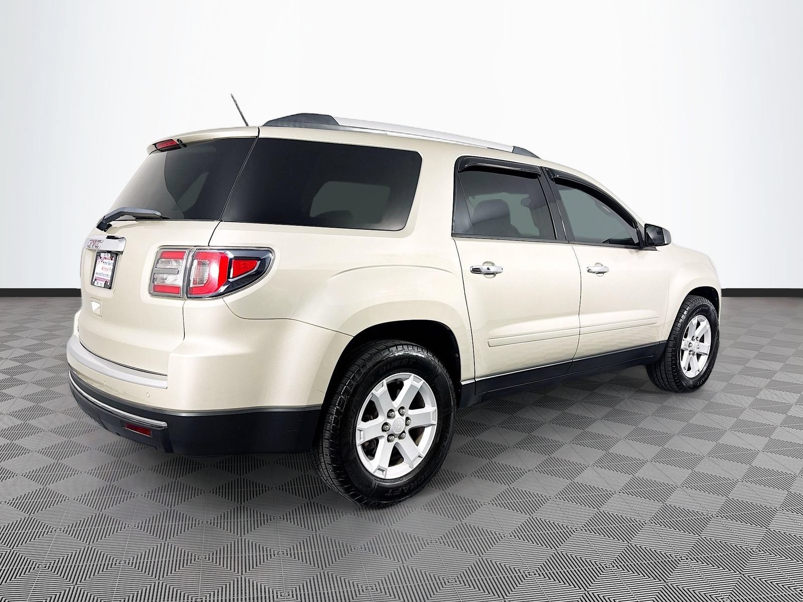Used 2013 GMC Acadia SLE FWD image 7