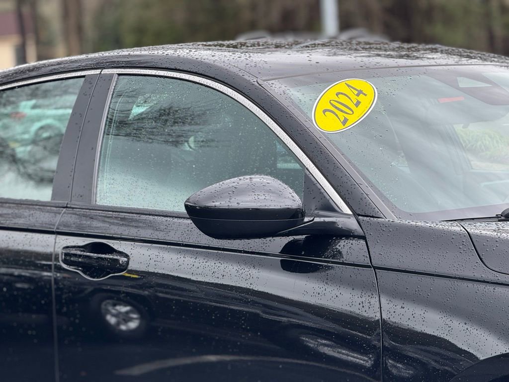 Used 2024 Honda Accord Sport image 7