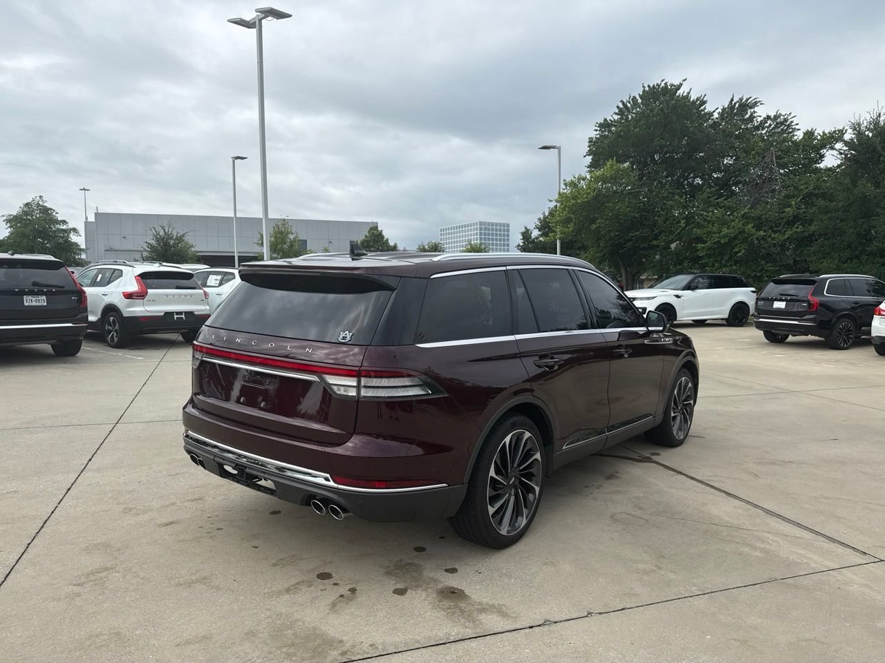 Used 2022 Lincoln Aviator Reserve w/ Equipment Group 201A AWD/4WD image 5