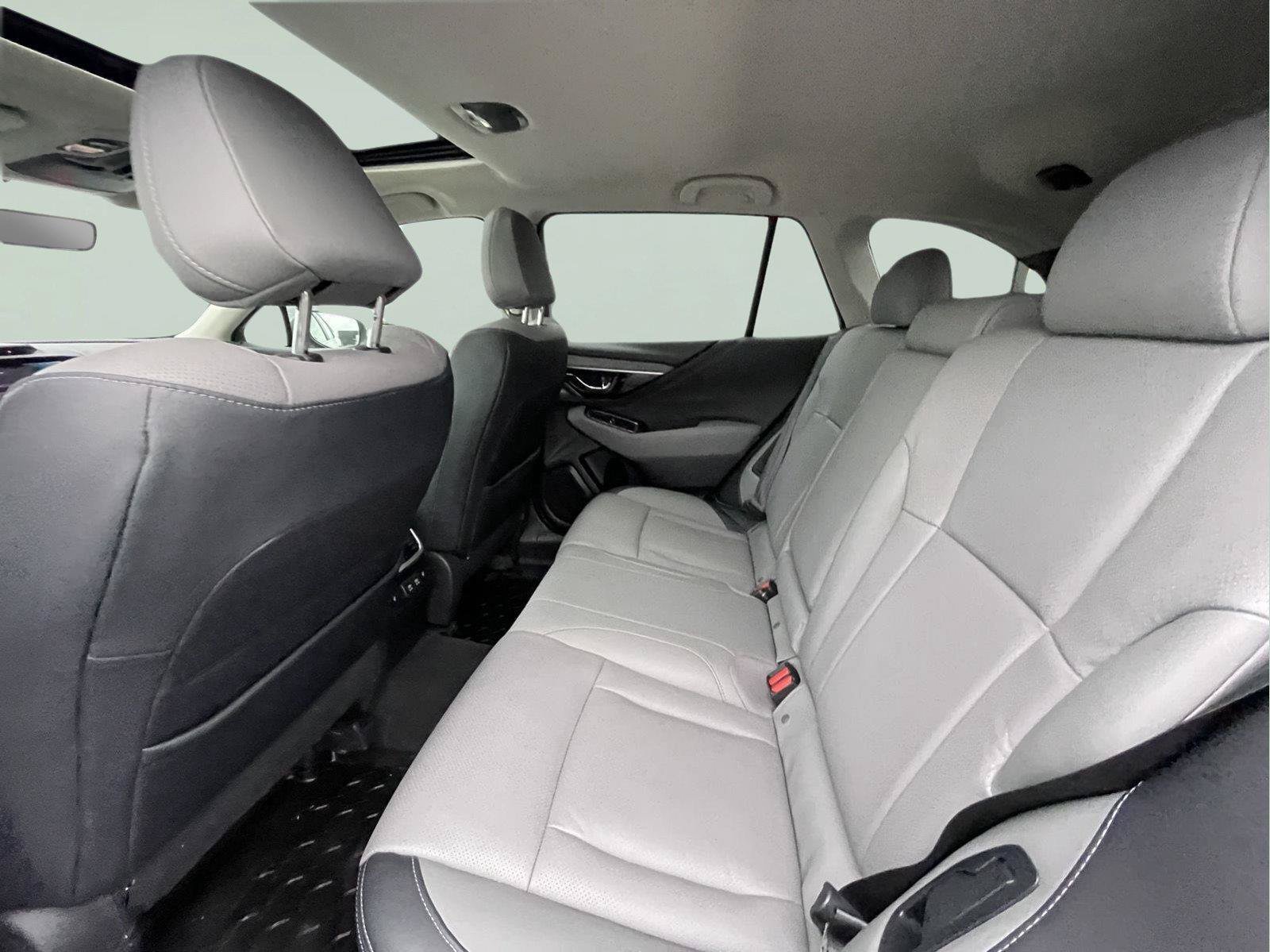 Used 2020 Subaru Outback Limited AWD/4WD image 15