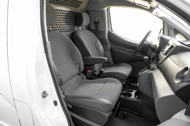 Used 2019 Nissan NV200 S w/ Cruise Control Package image 27