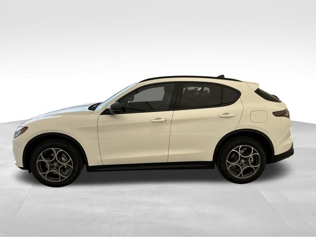 New 2025 Alfa Romeo Stelvio Sprint w/ Convenience Package image 18
