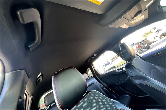 Used 2025 Ford Escape ST-Line image 27