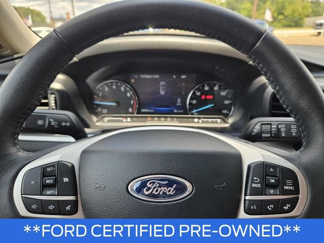 Used 2023 Ford Explorer XLT AWD/4WD image 33