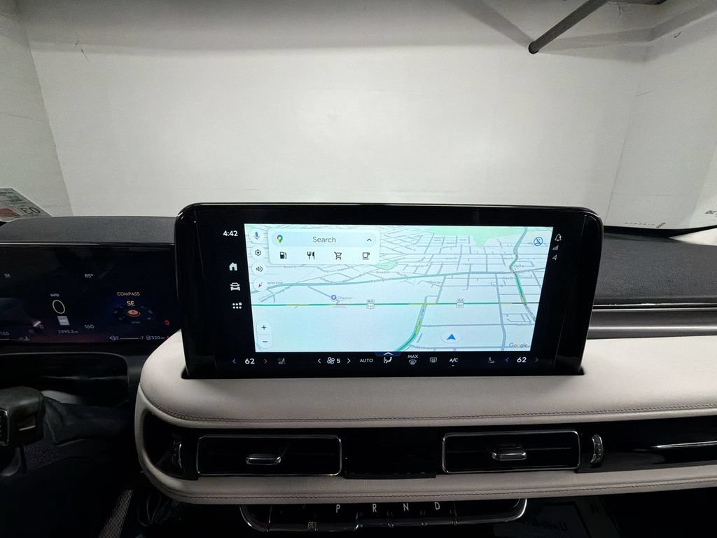 Used 2026 Lincoln Aviator 2WD image 14