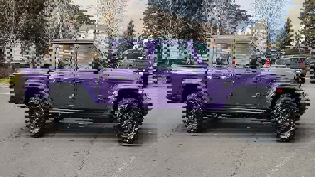 New 2026 Jeep Gladiator Sport image 2