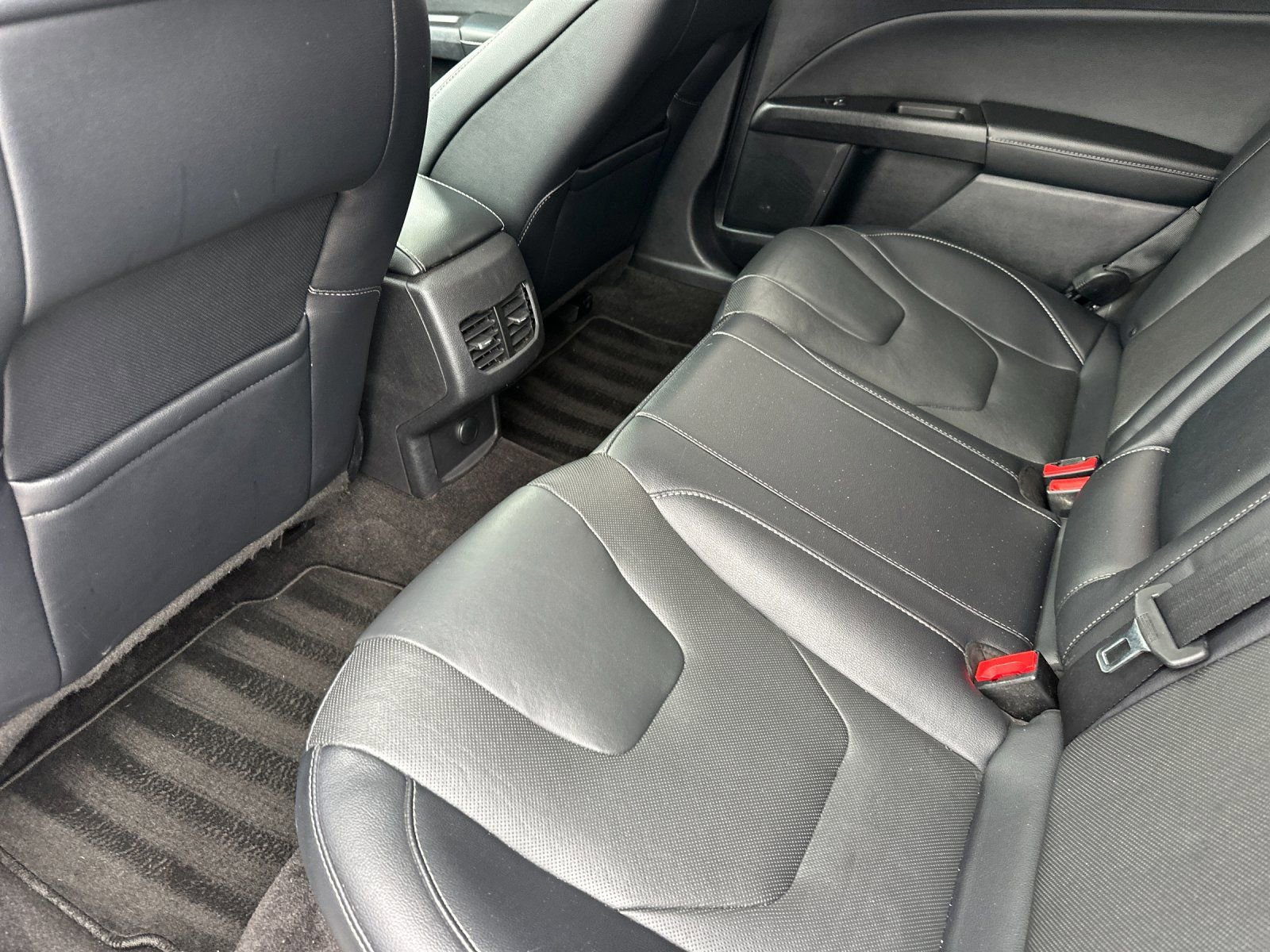 Used 2019 Ford Fusion Titanium image 13