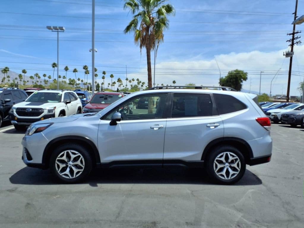 Used 2023 Subaru Forester Premium AWD/4WD image 13