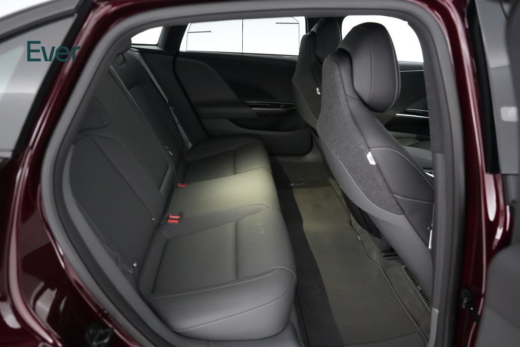 Used 2024 Lucid Air Touring AWD/4WD image 5