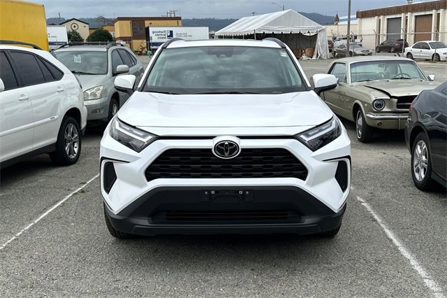 Used 2024 Toyota RAV4 XLE image 5