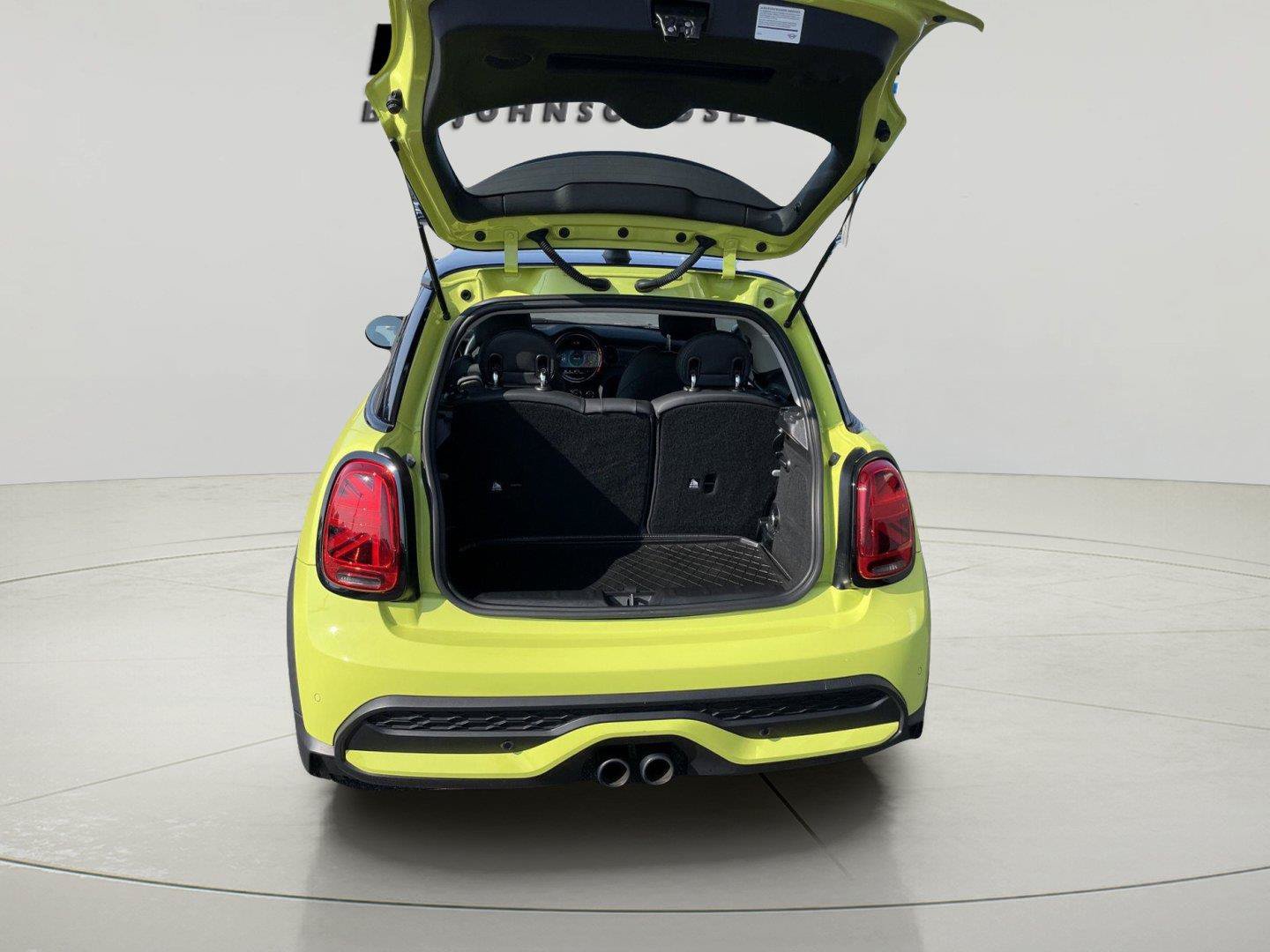 Used 2024 MINI Cooper S FWD image 9
