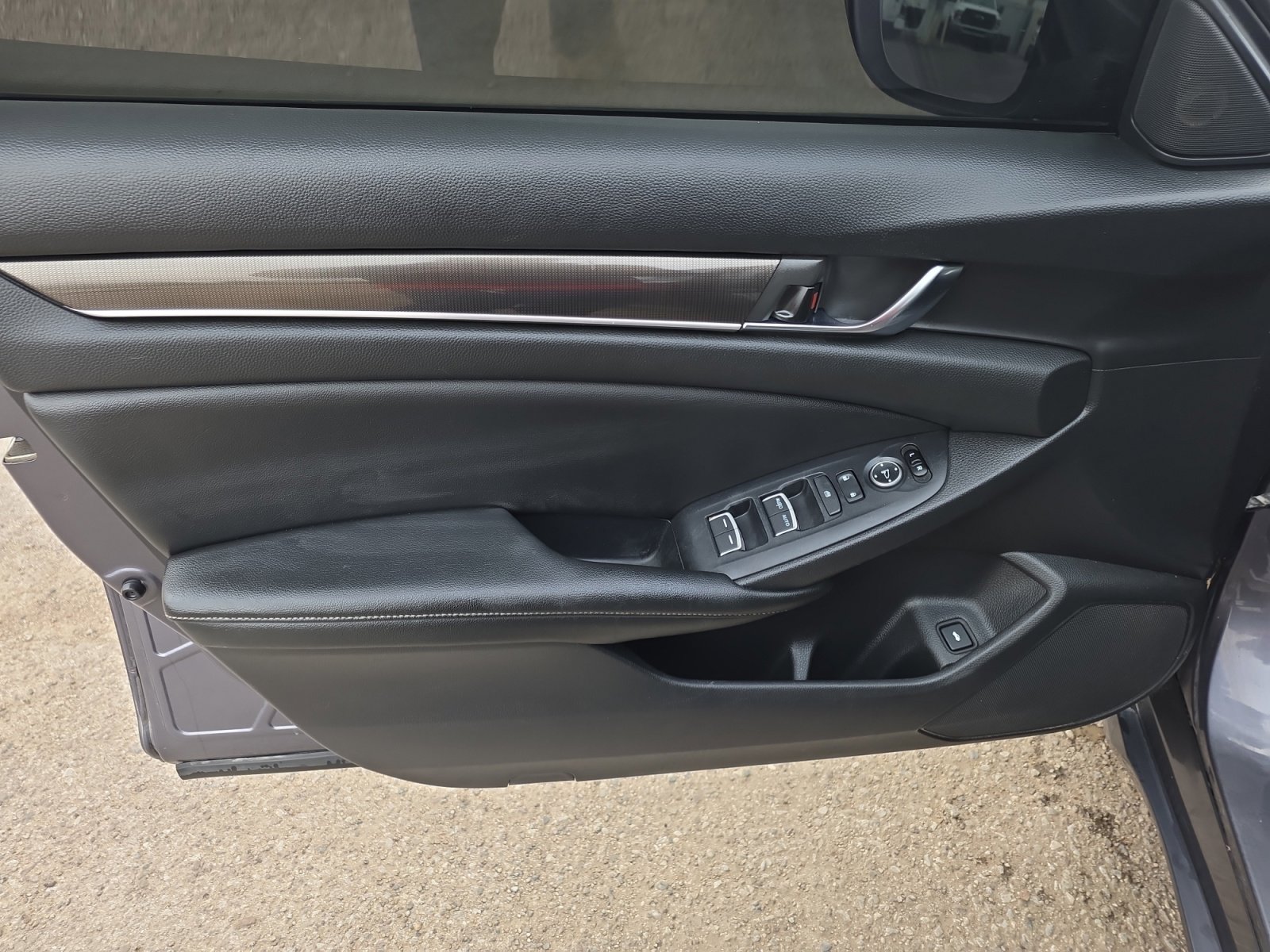 Used 2019 Honda Accord Sport image 14