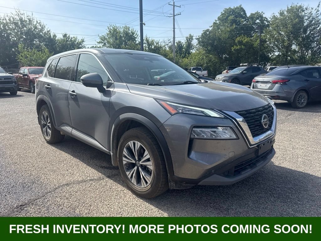 Used 2021 Nissan Rogue SV FWD image 1