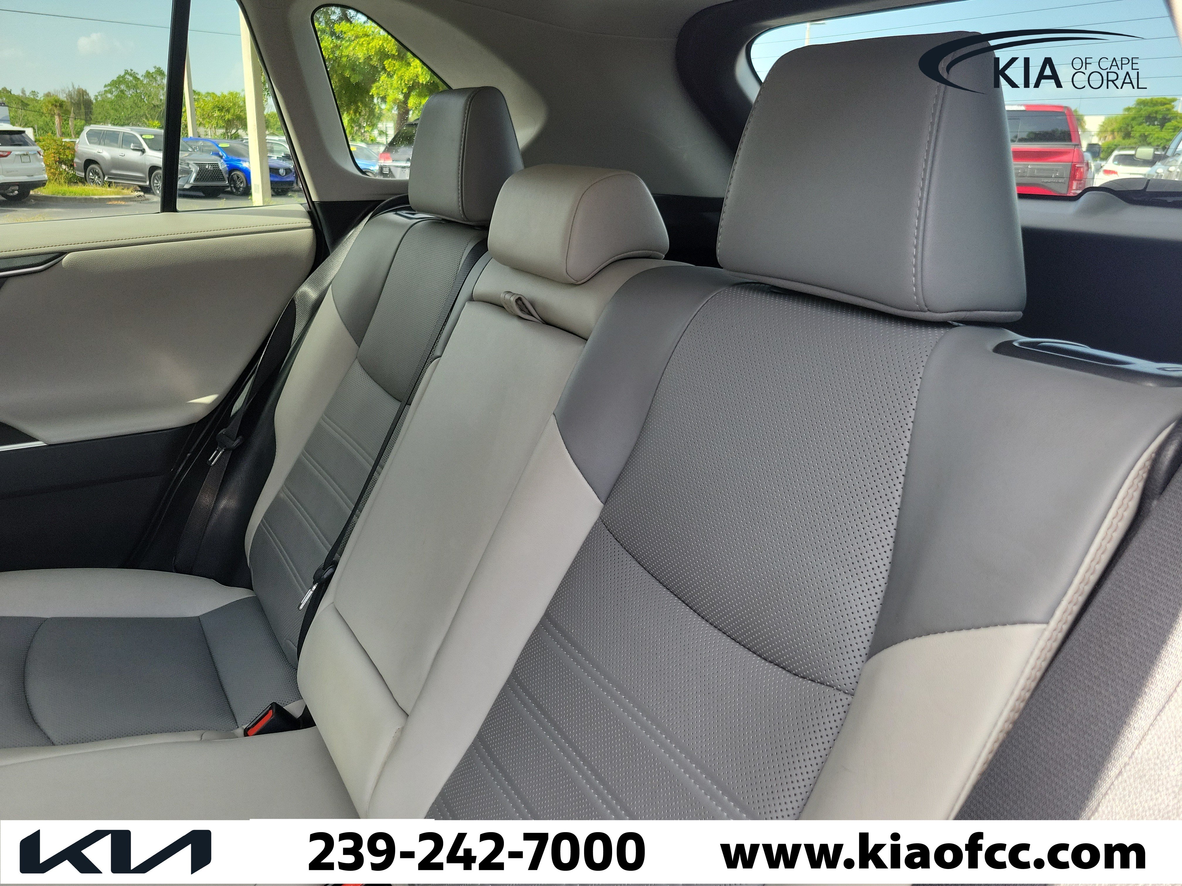 Used 2024 Toyota RAV4 Limited w/ Advanced Technology Package FWD image 14