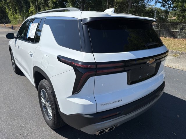 Certified 2025 Chevrolet Traverse LT image 3