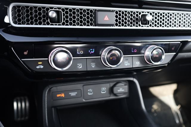 Used 2025 Honda Civic Sport image 18