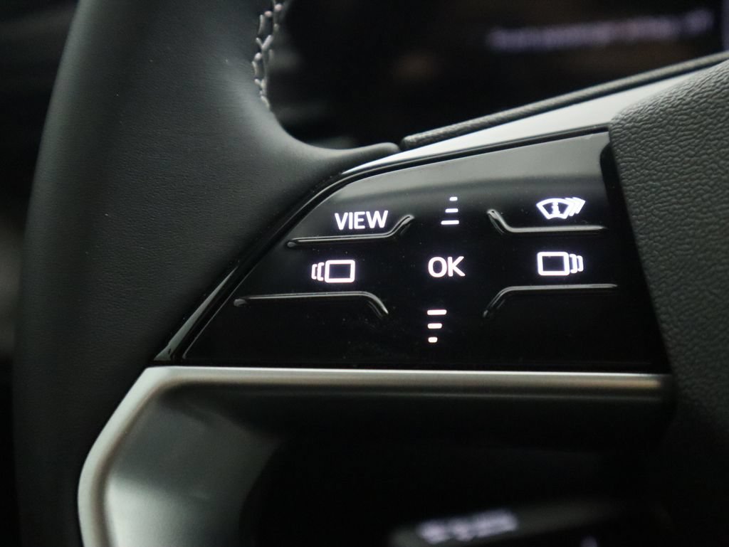 Used 2025 Audi Q5 Premium w/ Premium Plus AWD/4WD image 13
